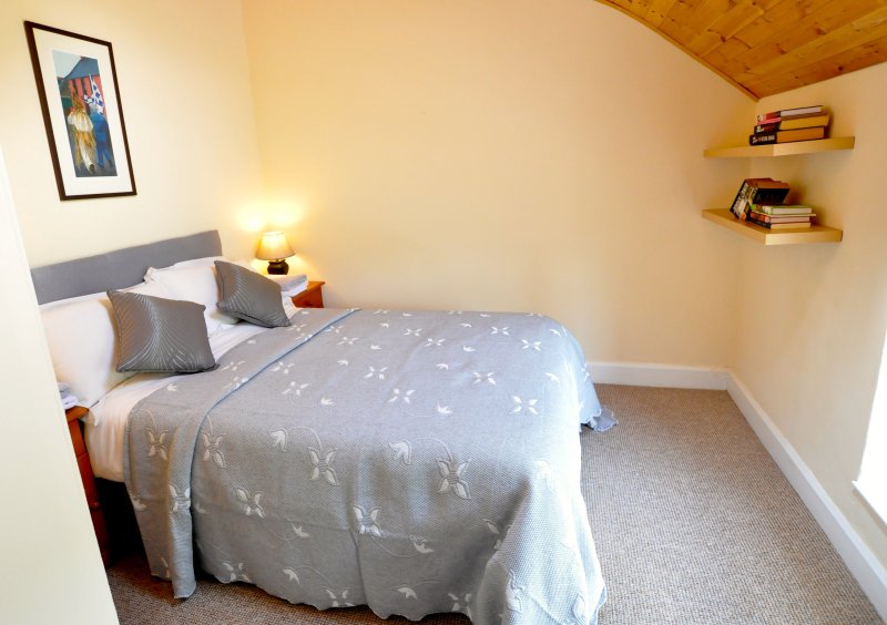 dingle house